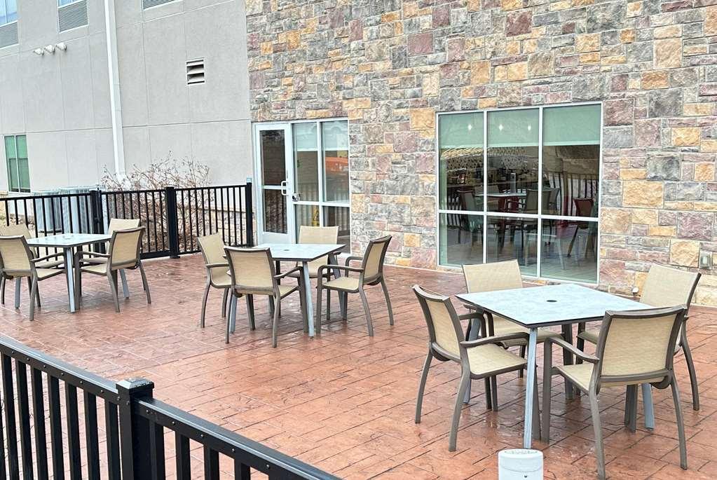 La Quinta Inn & Suites By Wyndham Jackson-Cape Girardeau Faciliteiten foto