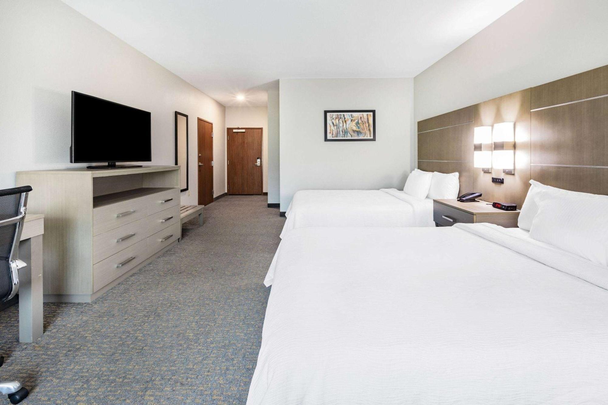 La Quinta Inn & Suites By Wyndham Jackson-Cape Girardeau Buitenkant foto