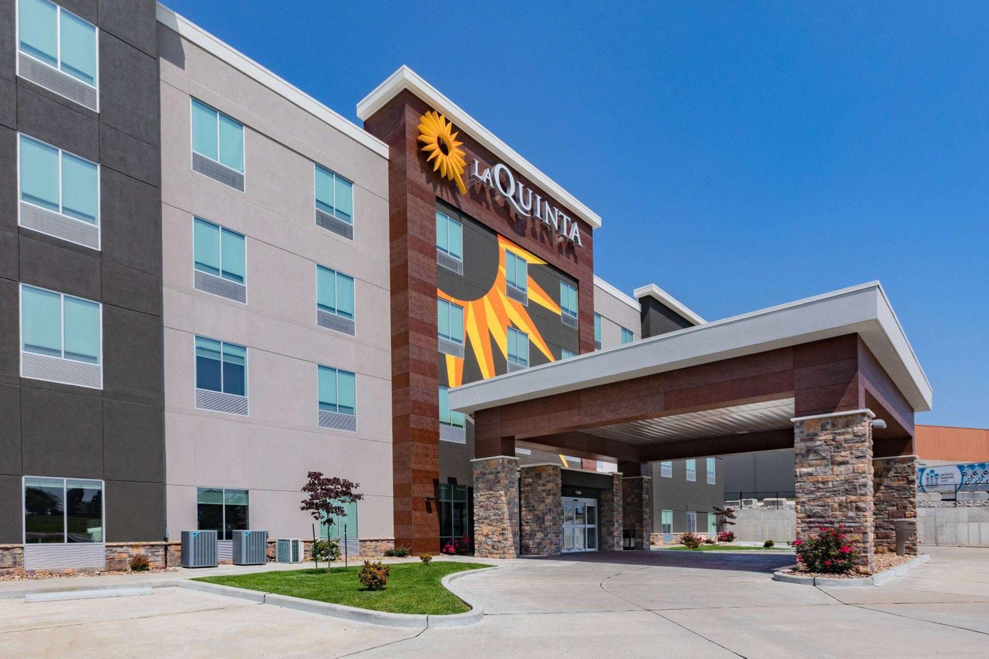 La Quinta Inn & Suites By Wyndham Jackson-Cape Girardeau Buitenkant foto