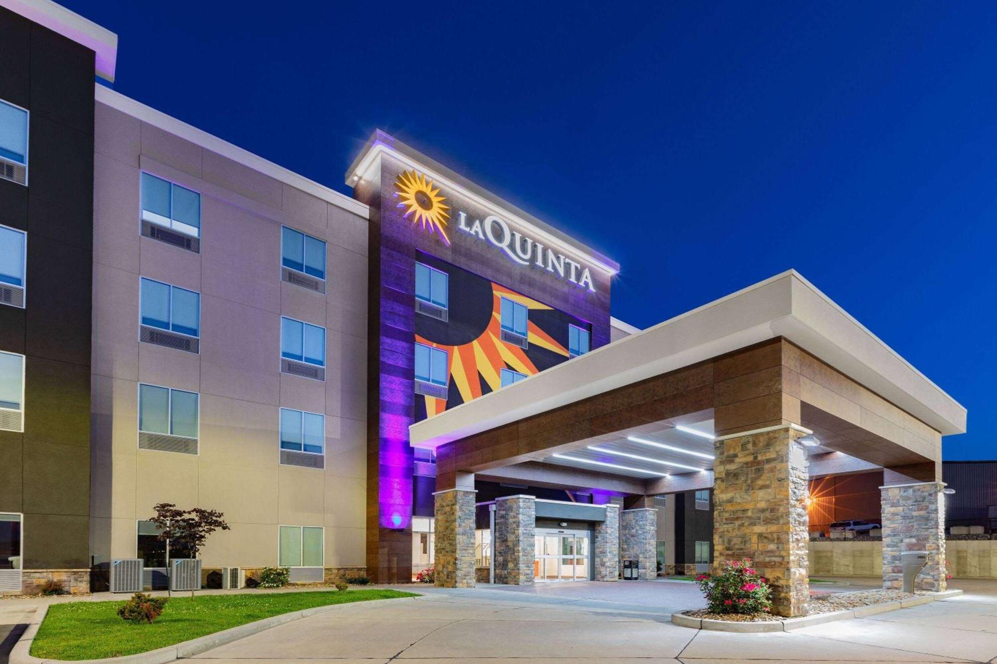 La Quinta Inn & Suites By Wyndham Jackson-Cape Girardeau Buitenkant foto